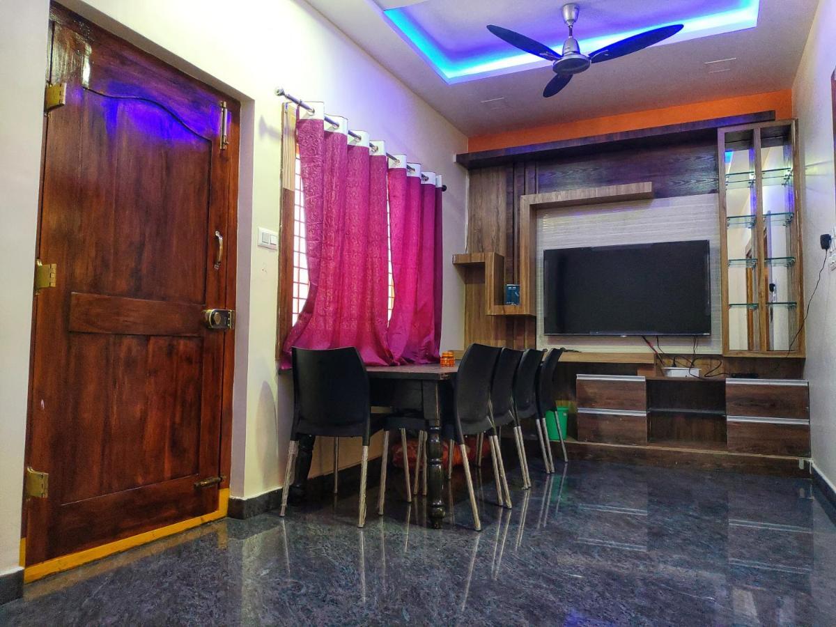 Vijayanagara Home Stay Hampi Zewnętrze zdjęcie